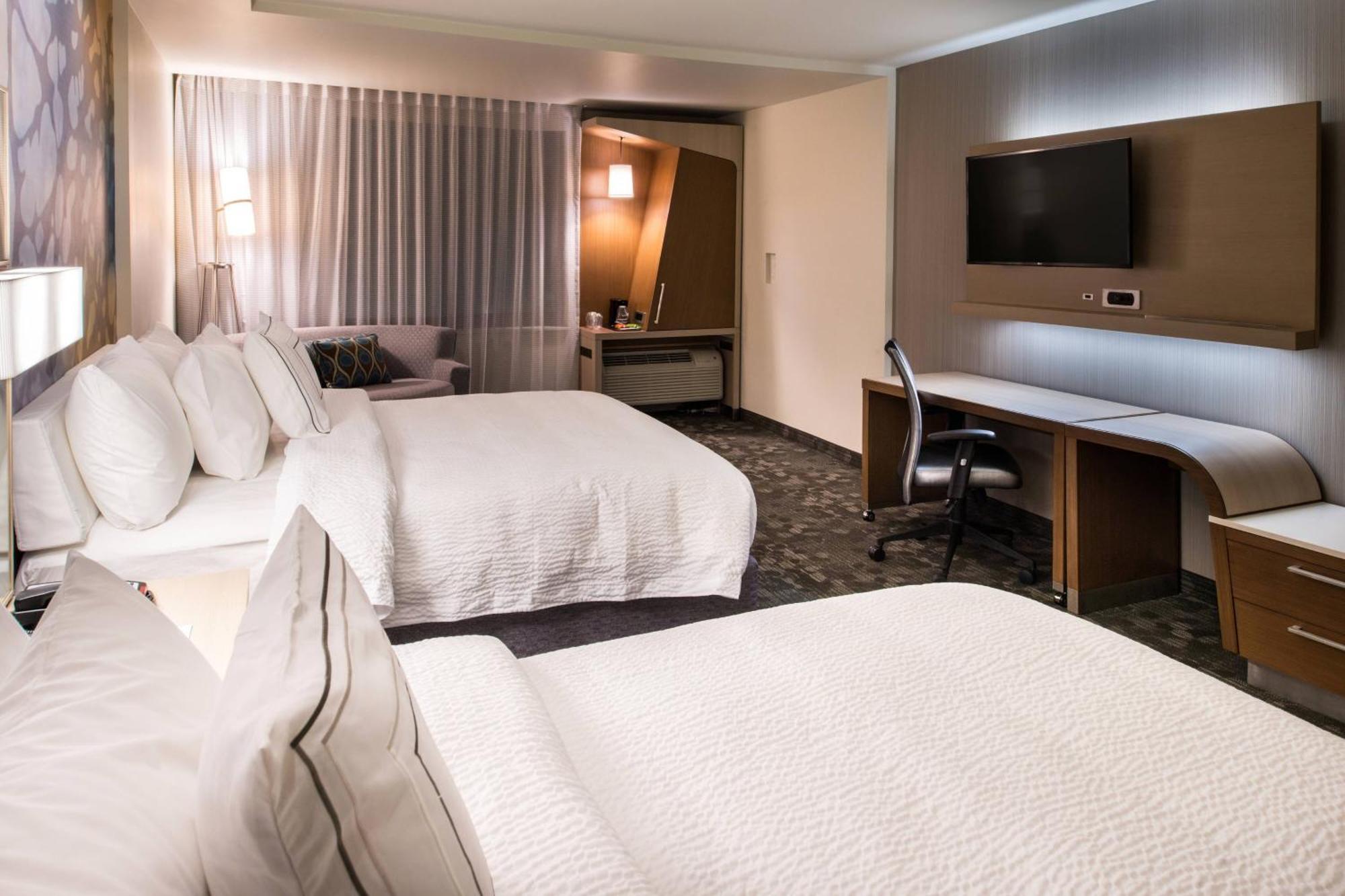 Courtyard By Marriott Jacksonville Esterno foto