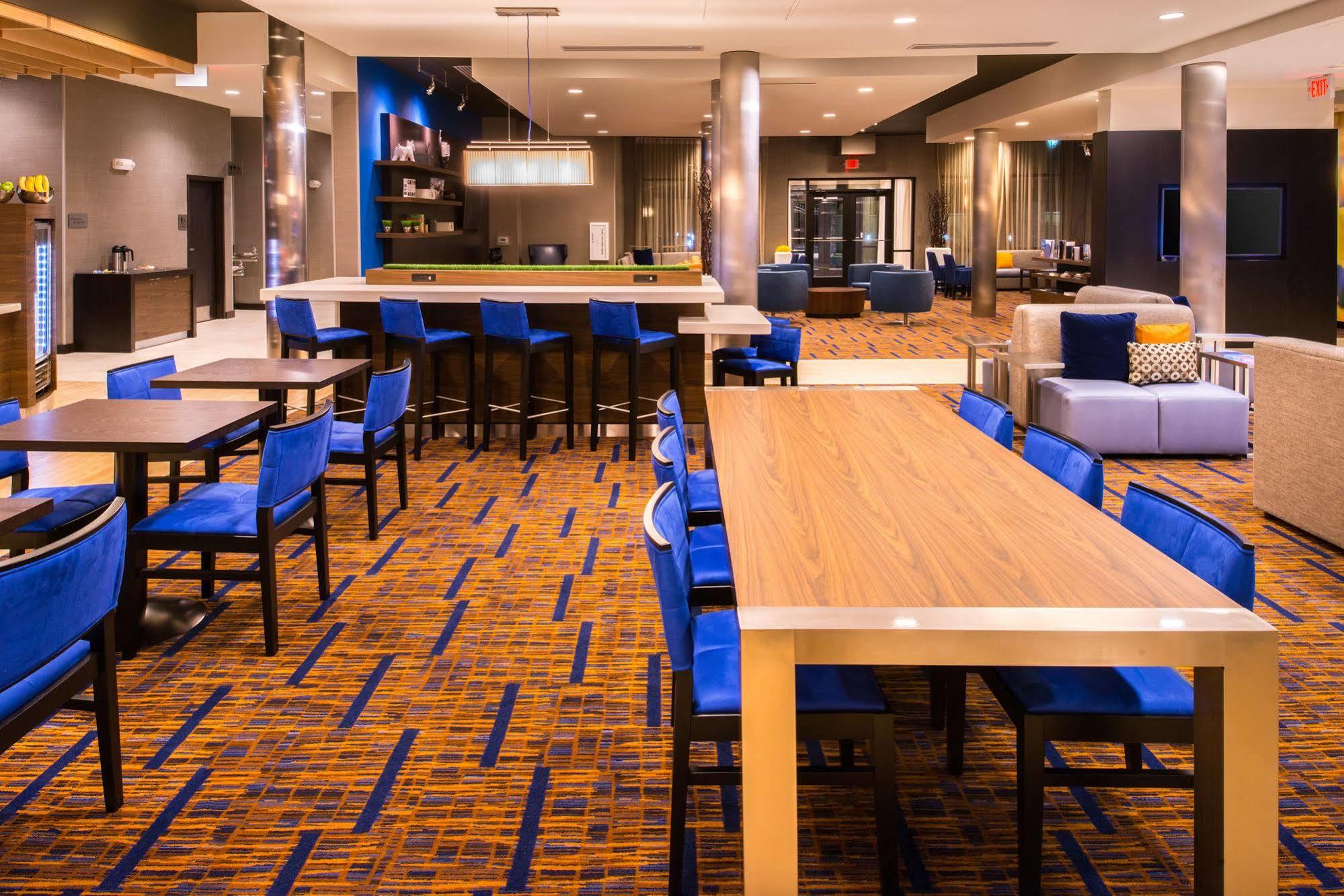 Courtyard By Marriott Jacksonville Esterno foto