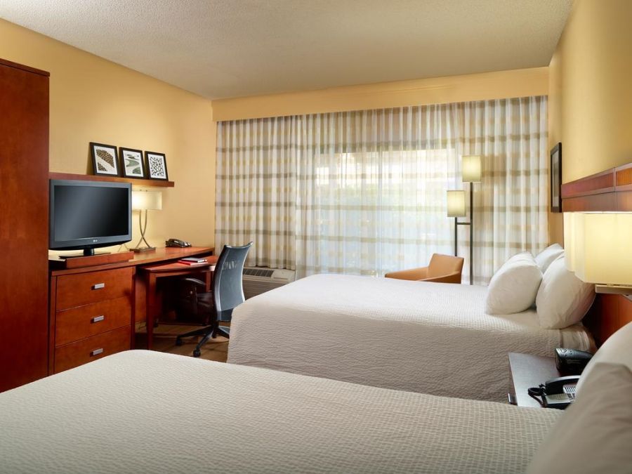 Courtyard By Marriott Jacksonville Esterno foto